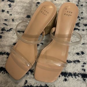 A new day clear block sandals